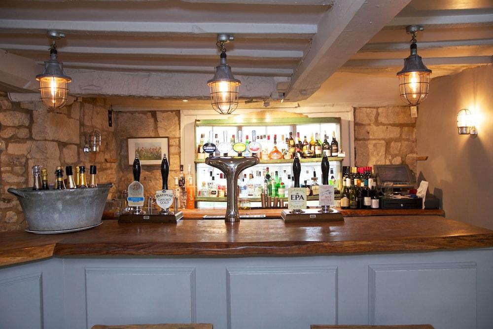 Inn The Lion