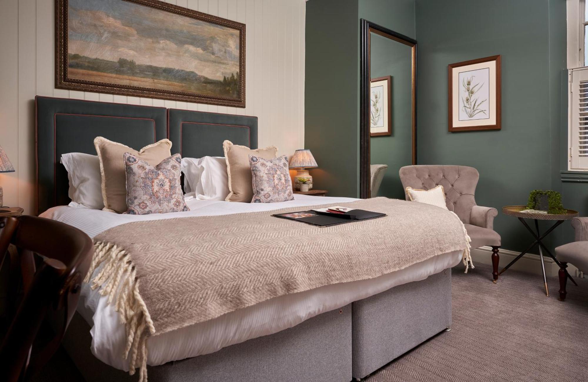 The Lion 4* Winchcombe