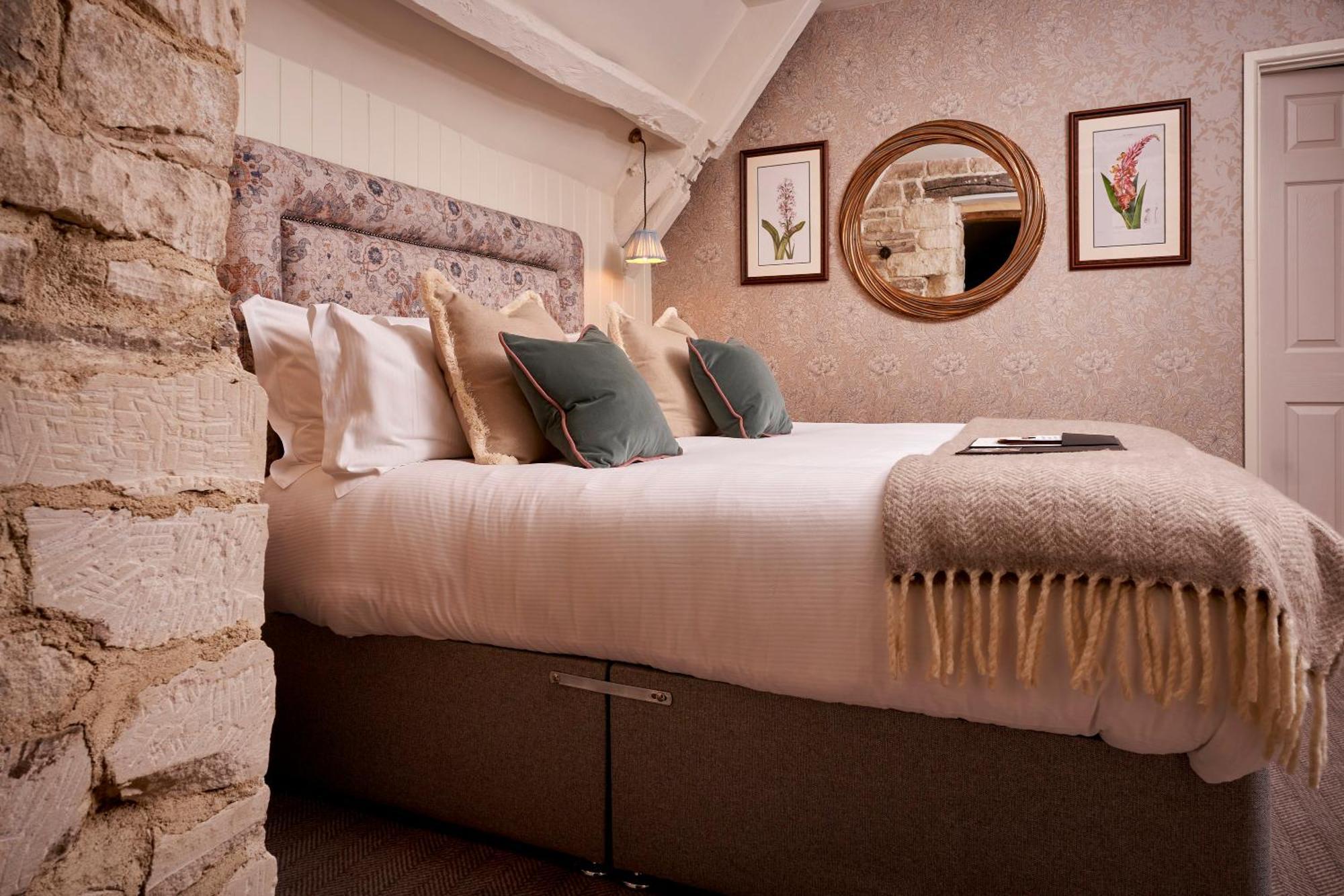 The Lion Inn 4*